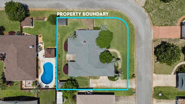 1944 Jessica Way, Navarre, FL 32566