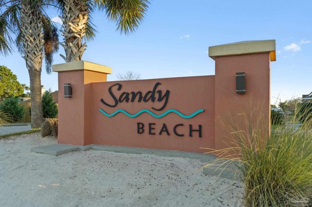 1944 Jessica Way, Navarre, FL 32566