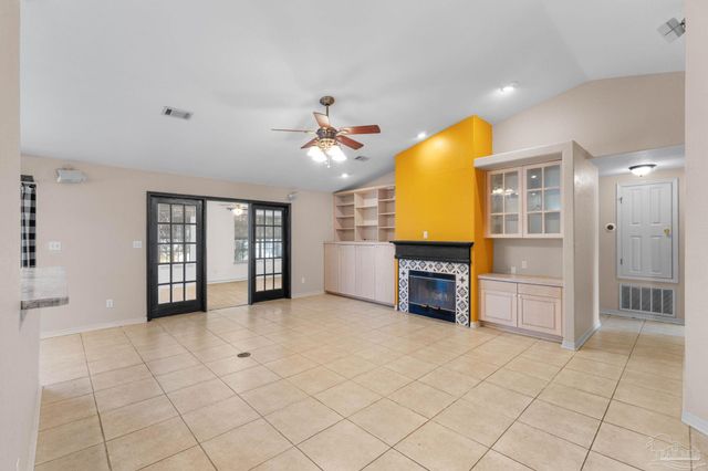 1944 Jessica Way, Navarre, FL 32566