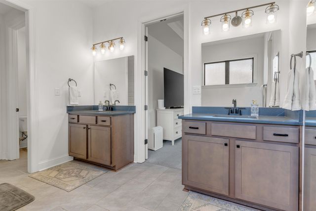 6461 CLARKSON CIR E, Arlington, TN 38002