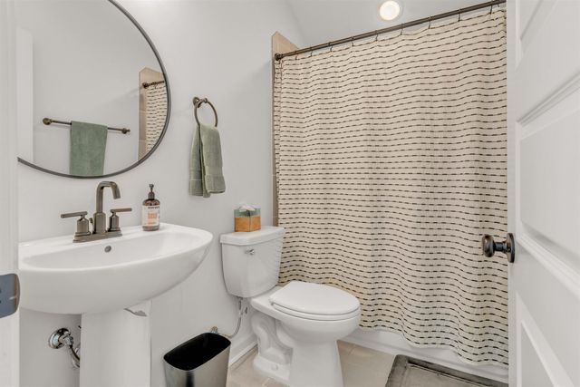 6461 CLARKSON CIR E, Arlington, TN 38002