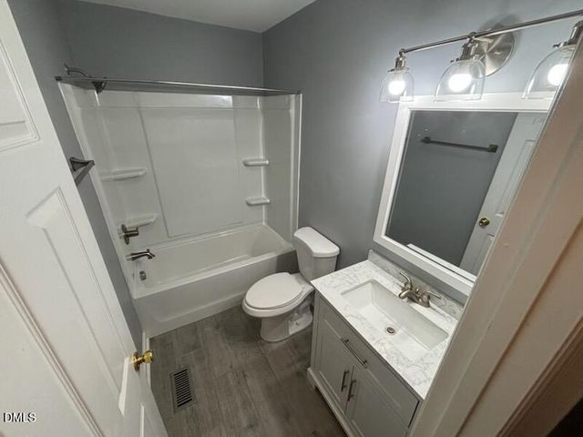 131 Donnibrook Run, Fuquay Varina, NC 27526