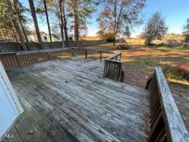 131 Donnibrook Run, Fuquay Varina, NC 27526