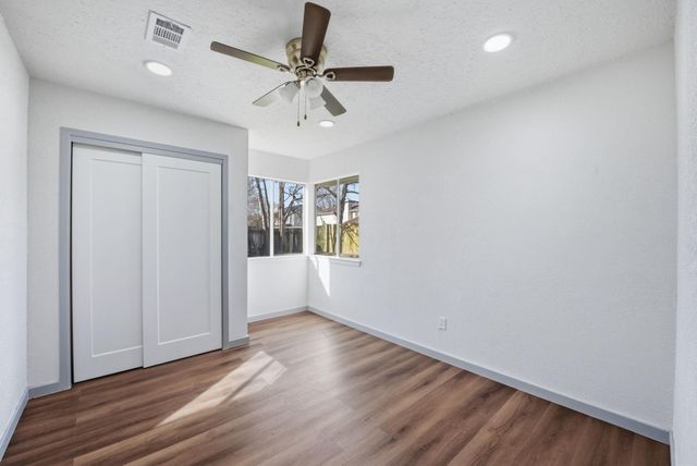 13534 N Peachfield Circle, Houston, TX 77014