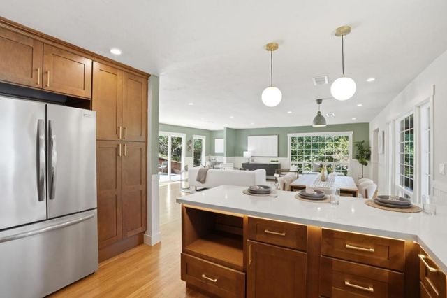 1002 Hacienda Drive, Walnut Creek, CA 94598