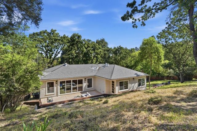 1002 Hacienda Drive, Walnut Creek, CA 94598