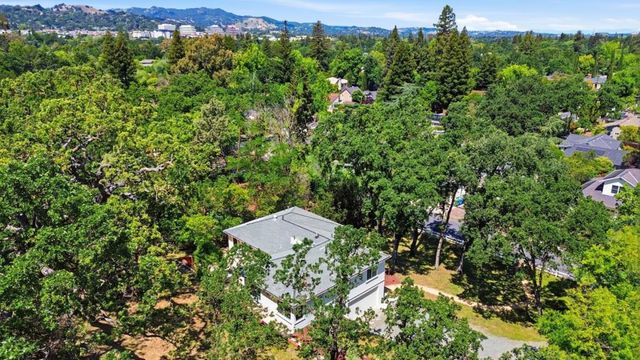1002 Hacienda Drive, Walnut Creek, CA 94598