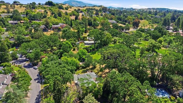 1002 Hacienda Drive, Walnut Creek, CA 94598