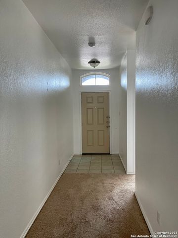 1600 Nolte Farms Dr, Seguin, TX 78155