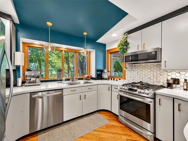 178 Walzford Road, Irondequoit, NY 14622
