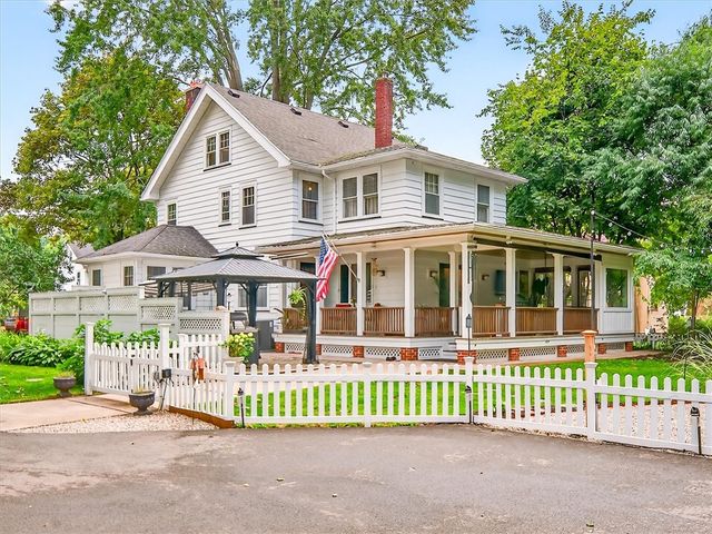 178 Walzford Road, Irondequoit, NY 14622