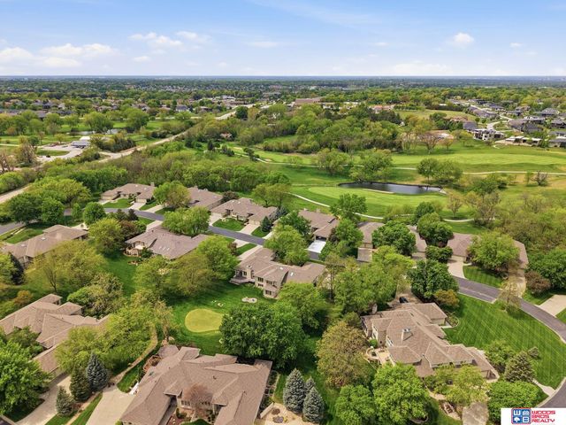 9134 Pioneer Court, Lincoln, NE 68520