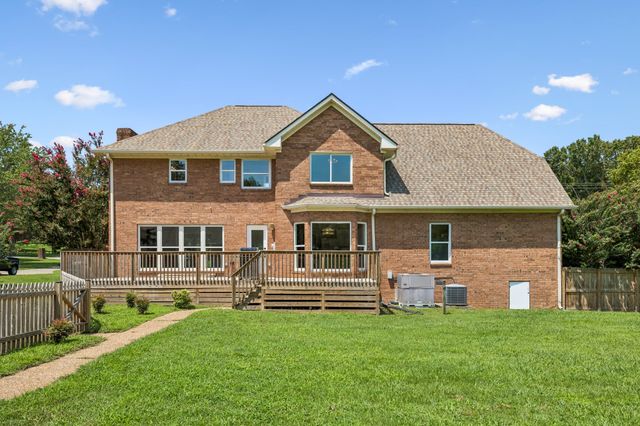421 Blair Ln, Lebanon, TN 37087