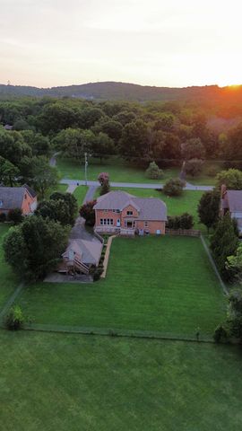 421 Blair Ln, Lebanon, TN 37087