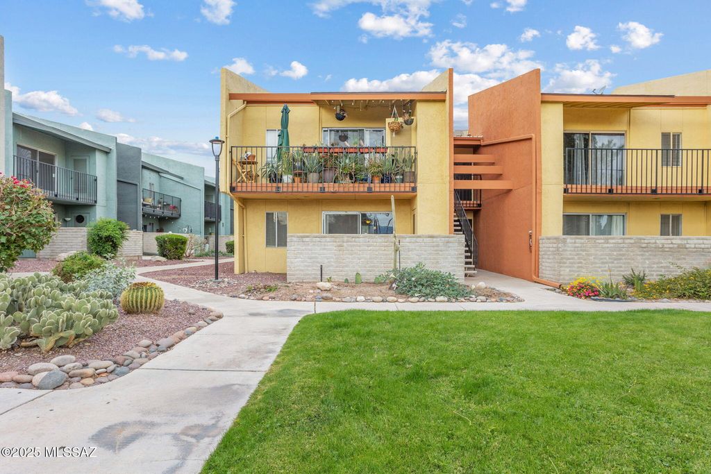 814 S Langley Ave Unit 104, Tucson, AZ 85710