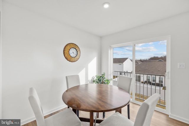 229 CLIFTON MANOR, Falling Waters, WV 25419