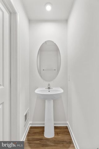 229 CLIFTON MANOR, Falling Waters, WV 25419