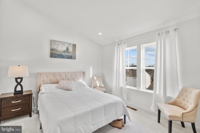 229 CLIFTON MANOR, Falling Waters, WV 25419