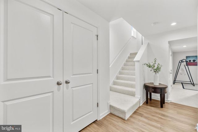 229 CLIFTON MANOR, Falling Waters, WV 25419