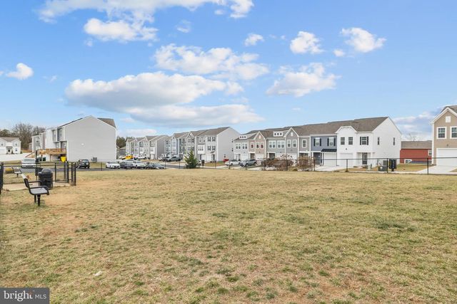 229 CLIFTON MANOR, Falling Waters, WV 25419