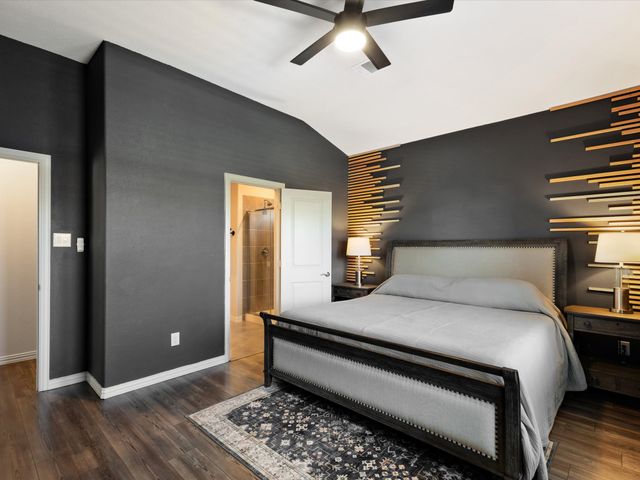 223 Briarwood Lane, Lake Dallas, TX 75065