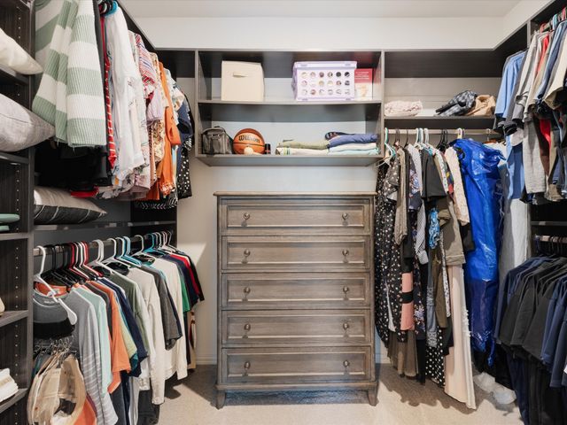 223 Briarwood Lane, Lake Dallas, TX 75065