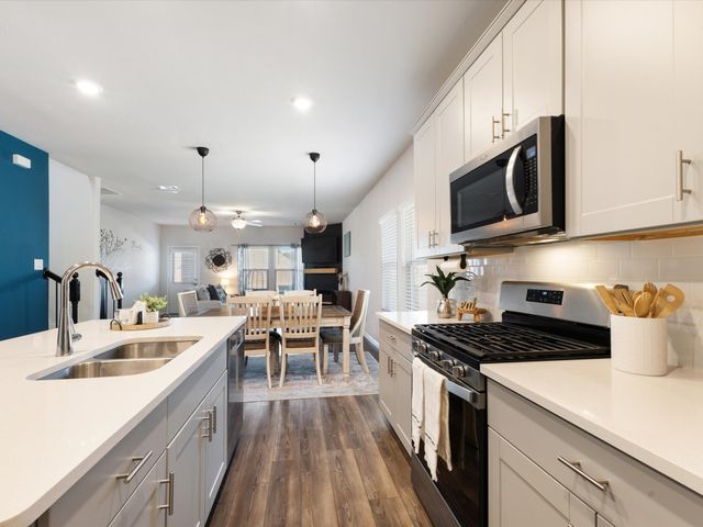 223 Briarwood Lane, Lake Dallas, TX 75065