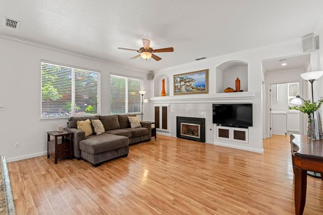 6540 Arcade Creek Way, Orangevale, CA 95662