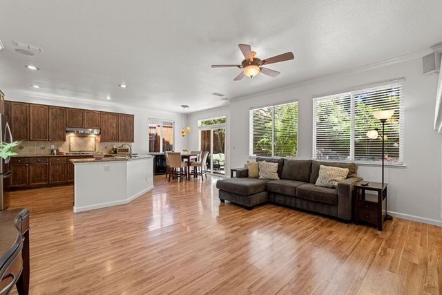 6540 Arcade Creek Way, Orangevale, CA 95662