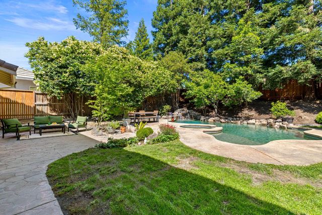 6540 Arcade Creek Way, Orangevale, CA 95662