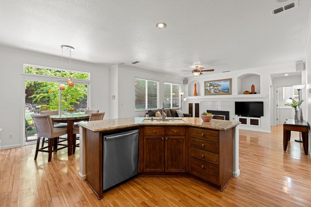6540 Arcade Creek Way, Orangevale, CA 95662