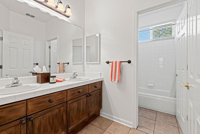 6540 Arcade Creek Way, Orangevale, CA 95662
