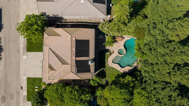 6540 Arcade Creek Way, Orangevale, CA 95662