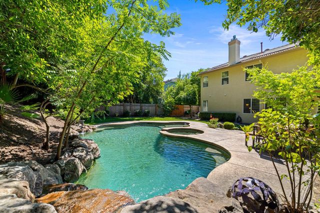 6540 Arcade Creek Way, Orangevale, CA 95662