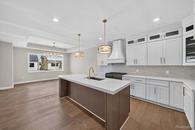 54462 Brenda Drive, Macomb, MI 48042