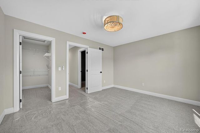 54462 Brenda Drive, Macomb, MI 48042