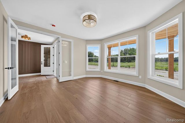 54462 Brenda Drive, Macomb, MI 48042
