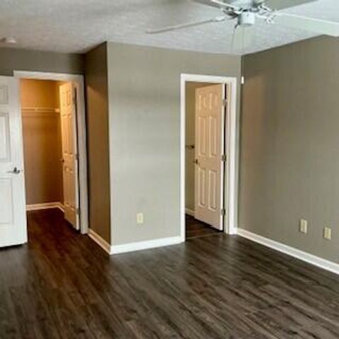 135 Dale Hollow Drive, 11, Erlanger, KY 41018