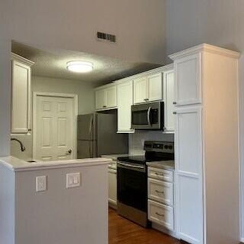 135 Dale Hollow Drive, 11, Erlanger, KY 41018