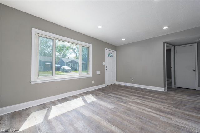 12506 Matherson Avenue, Cleveland, OH 44135