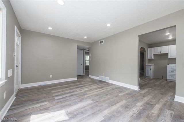12506 Matherson Avenue, Cleveland, OH 44135