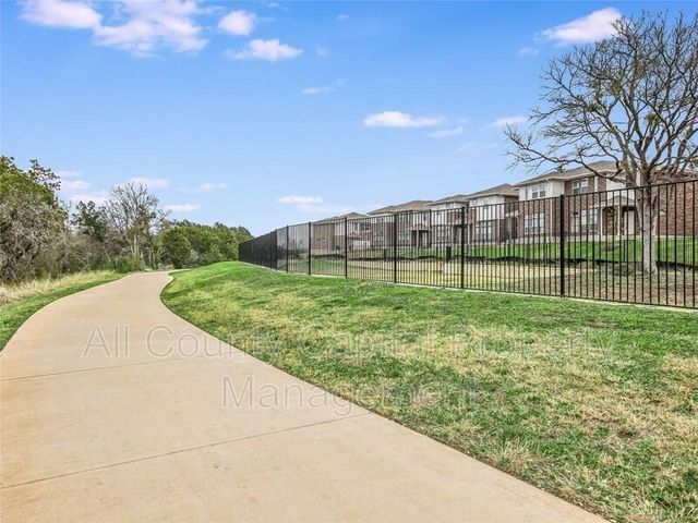 605 W South ST N 82, Leander, TX 78641