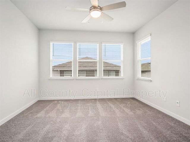 605 W South ST N 82, Leander, TX 78641