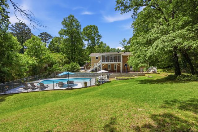 503 Loveman Lane, Dalton, GA 30720