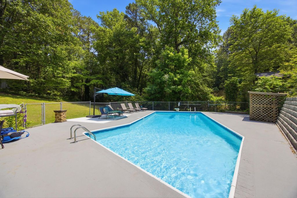 503 Loveman Lane, Dalton, GA 30720