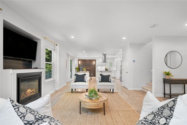 295 Whitetail Loop, Blaine, WA 98230
