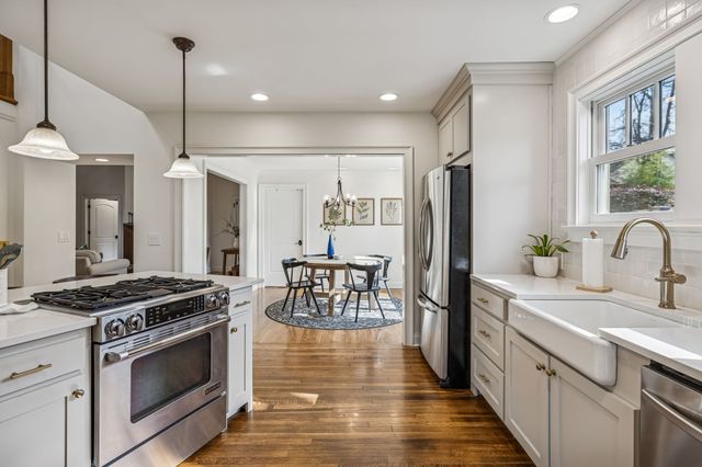 2708 Natchez Trace, Nashville, TN 37212