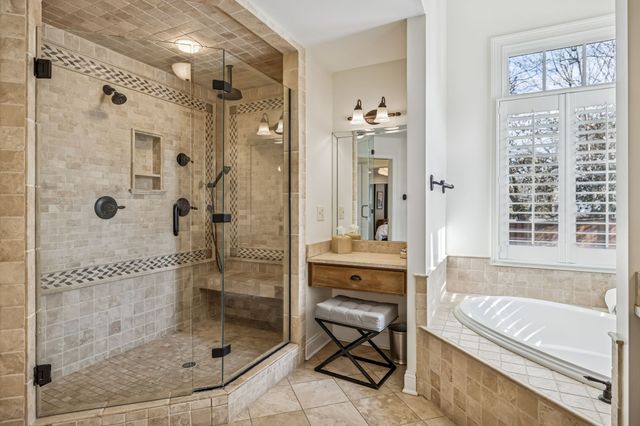 2708 Natchez Trace, Nashville, TN 37212