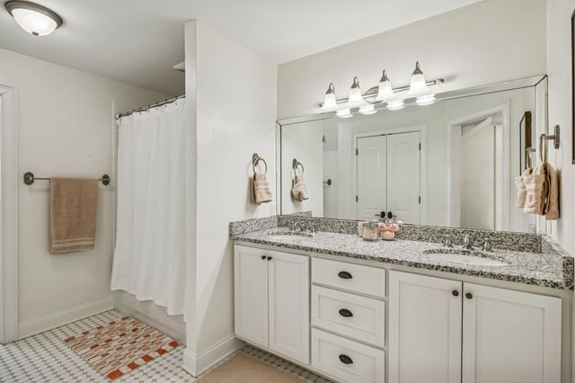 2708 Natchez Trace, Nashville, TN 37212