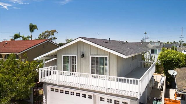 6541 Segovia, Huntington Beach, CA 92647